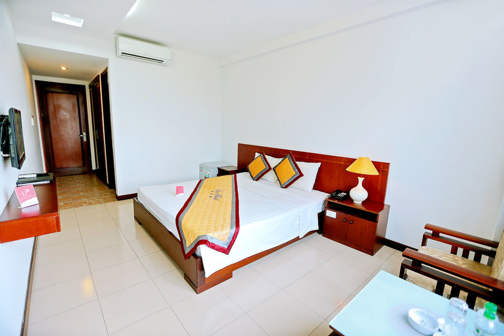 Star Hotel And Spa Danang Exterior photo
