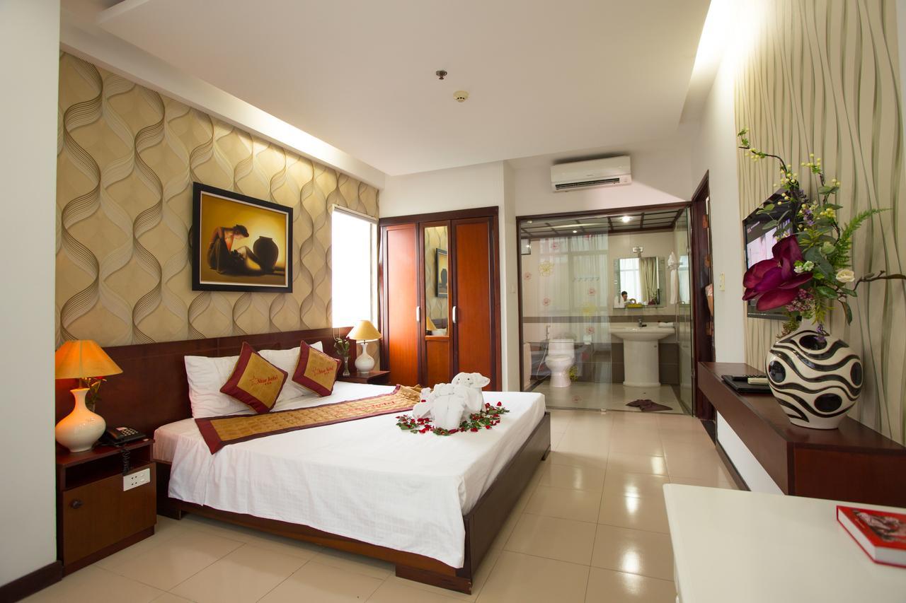 Star Hotel And Spa Danang Exterior photo